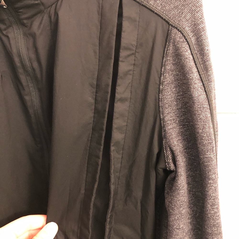 Lululemon Pullover - image 5